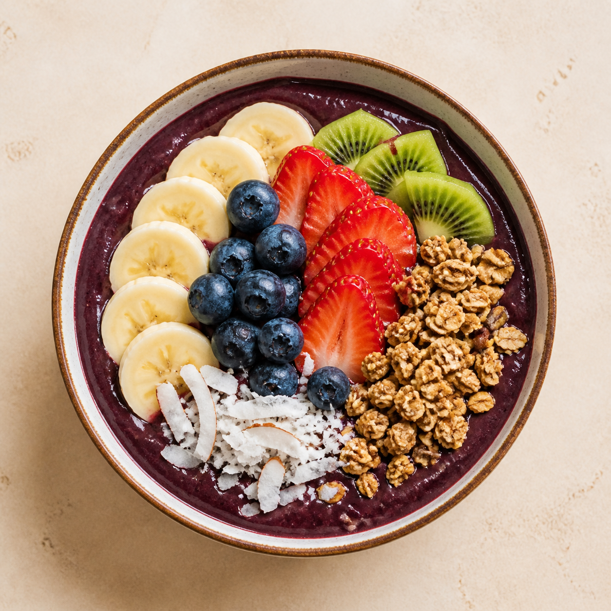 Açaí bowl con fruta y granola